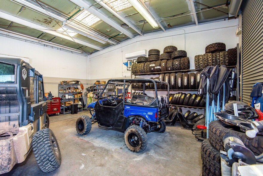 More Photos Of 2106 Highway 95, Bullhead City Auto Dealership For Sale