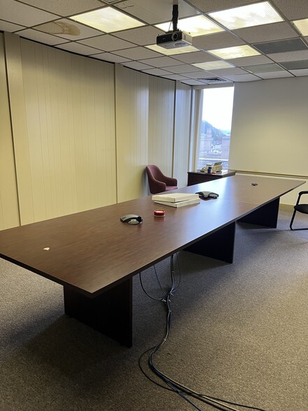 More Photos Of 1012 Kanawha Blvd, Charleston Office For Lease