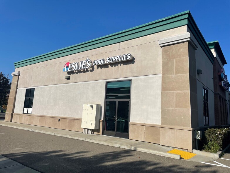 More Photos Of 1725 Mitchell Rd, Ceres Bank For Sale