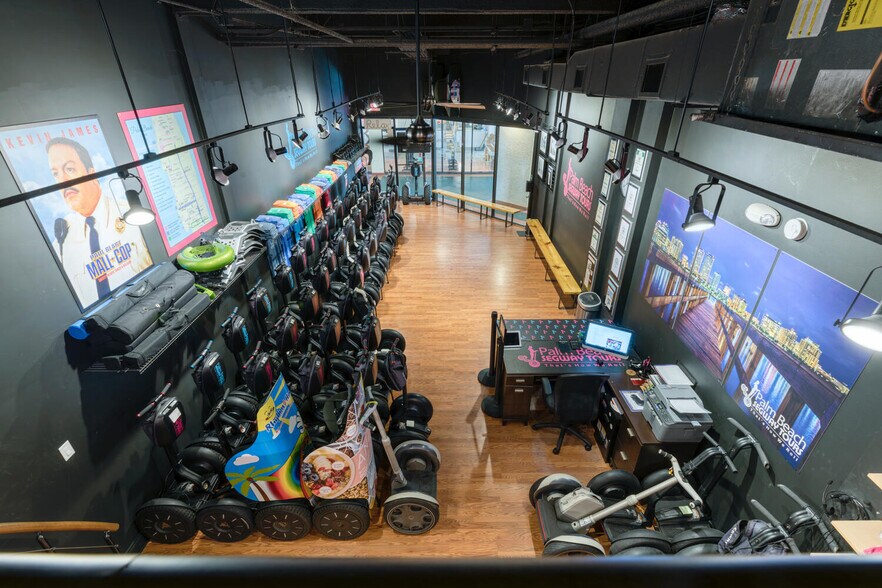 More Photos Of 330 Clematis St, West Palm Beach Storefront Retail Office For Sale