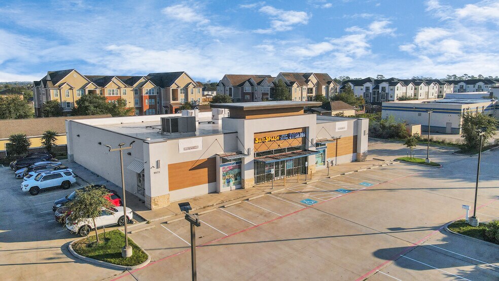 More Photos Of 10423 N Sam Houston Pky E, Humble Sports And Entertainment For Sale