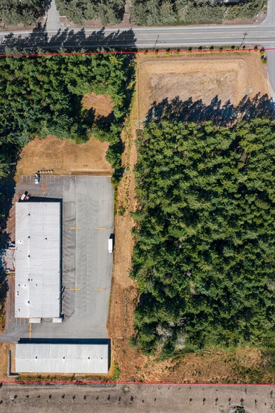 More Photos Of 970 NE 21st Ct, Oak Harbor Manufacturing For Lease