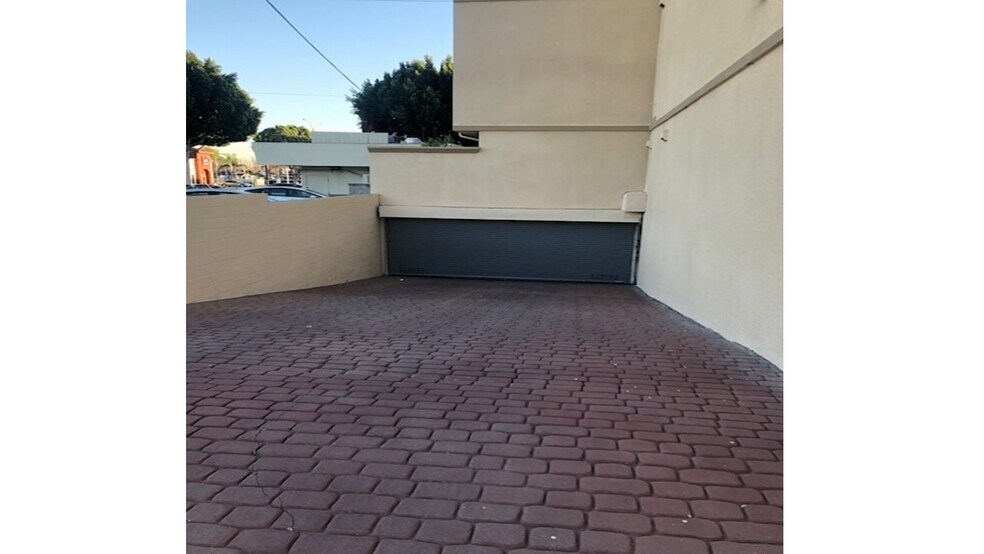 More Photos Of 159 E Live Oak Ave, Arcadia Office For Sale