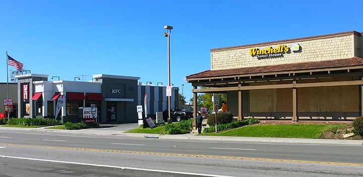 More Photos Of 1075-1079 S Mission Rd, Fallbrook Unknown For Lease