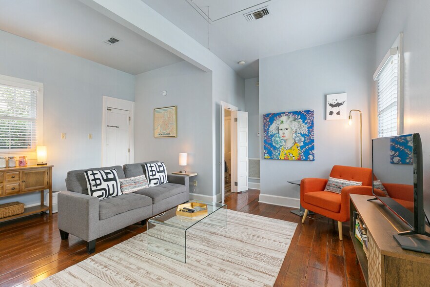 More Photos Of 2702 Chartres St, New Orleans Storefront Retail Residential For Sale