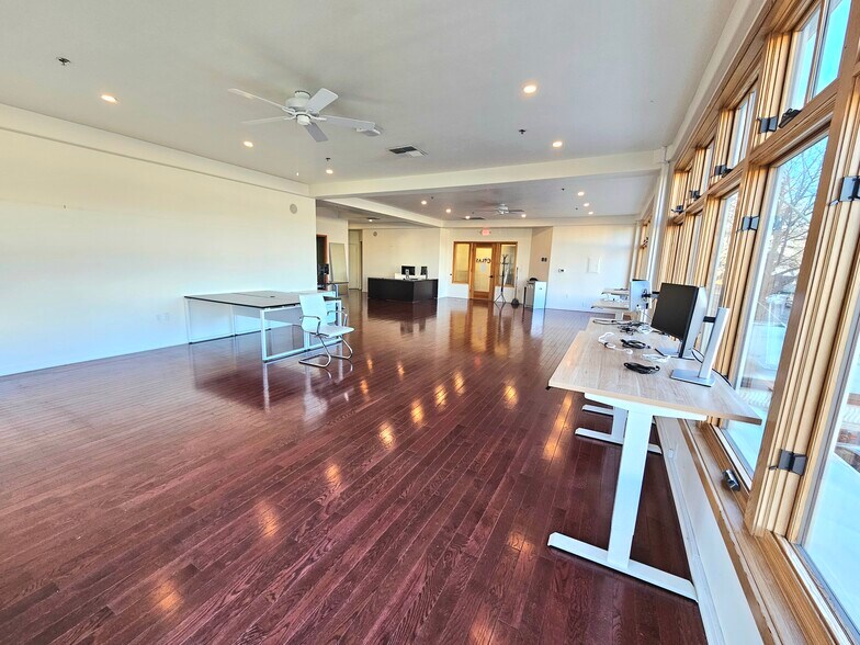 More Photos Of 240 Main St, Chico Storefront Retail Office For Lease