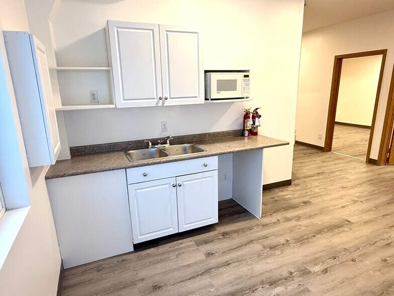 More Photos Of 8 Van Der Horn Way, Red Deer County Truck Terminal For Sale