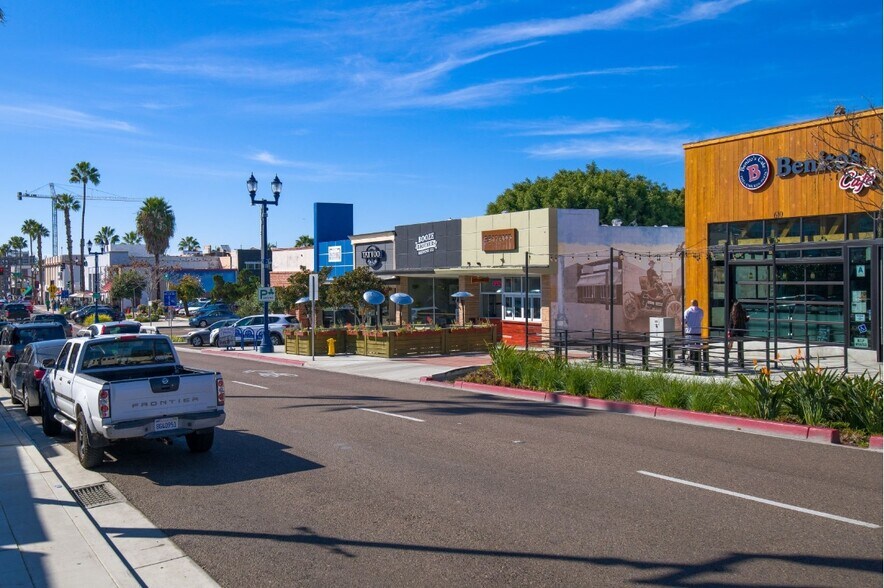 More Photos Of 206-212 Freeman St, Oceanside Storefront For Lease