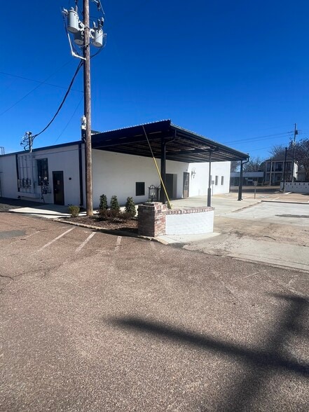 More Photos Of 2445 Highway 51, Hernando Restaurant For Lease