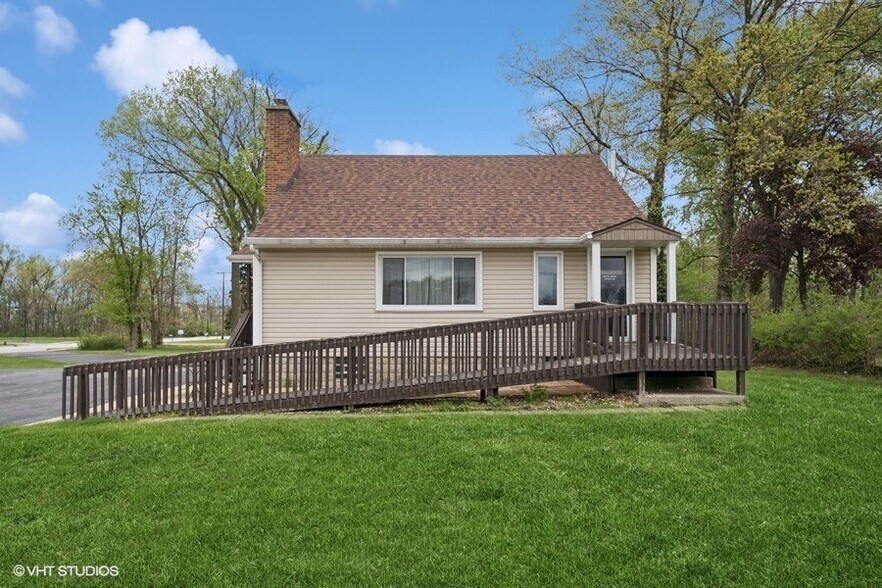 More Photos Of 6382 Central Ave, Portage Office For Sale