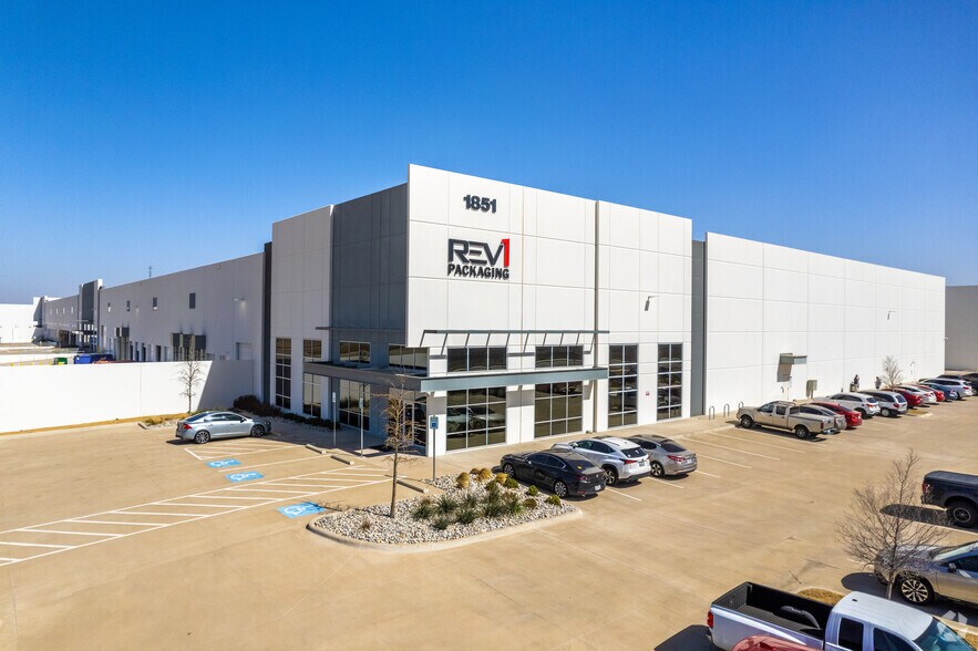 Primary Photo Of 1501 Joel East Rd, Fort Worth Distribution For Lease