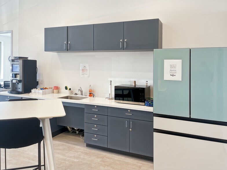 More Photos Of 3921 Long Prairie Rd, Flower Mound Coworking Space