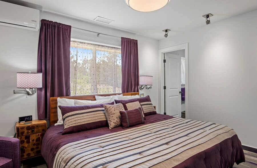 More Photos Of 303 W Juniper Ave, Flagstaff Hospitality For Sale