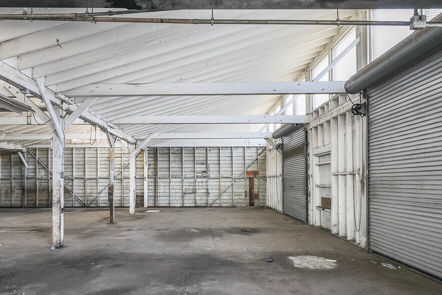 More Photos Of 1577 23rd st, Los Angeles Industrial For Sale
