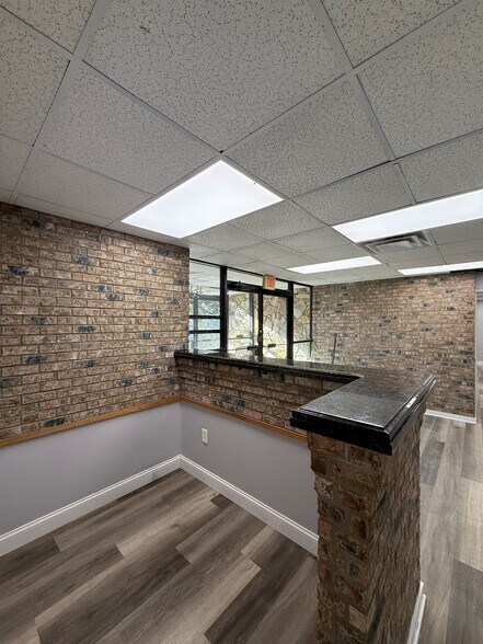 More Photos Of 35 Carlough Rd, Bohemia Warehouse For Lease