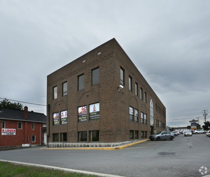 More Photos Of 400 Boul Maloney E, Gatineau Office For Lease