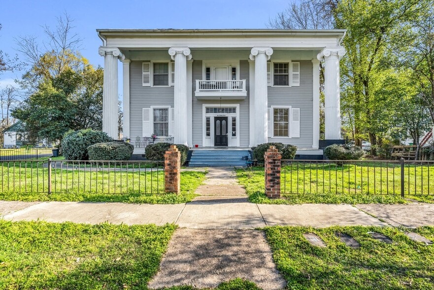 Primary Photo Of 1024 3rd Ave N, Columbus Apartments For Sale