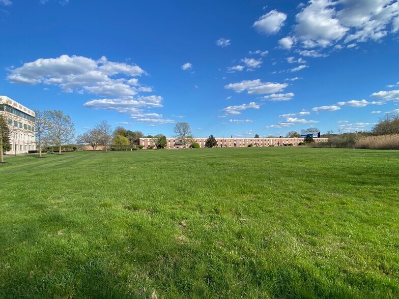 More Photos Of 50 Quannapowitt, Wakefield Land For Sale