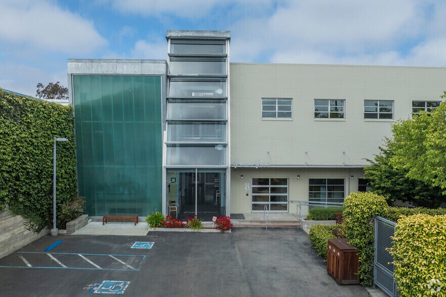 More Photos Of 500-550 Treat Ave, San Francisco Office For Lease
