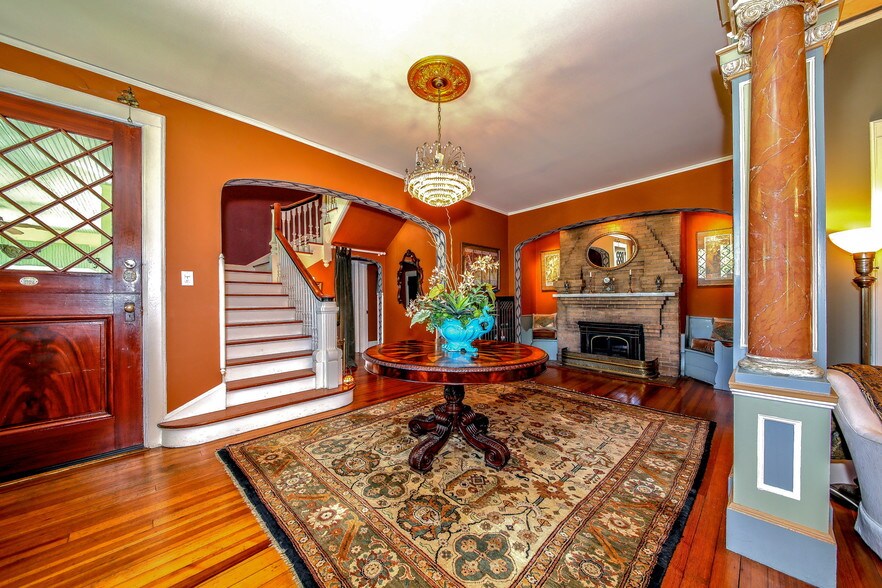 More Photos Of 288 Montford Ave, Asheville Hospitality For Sale