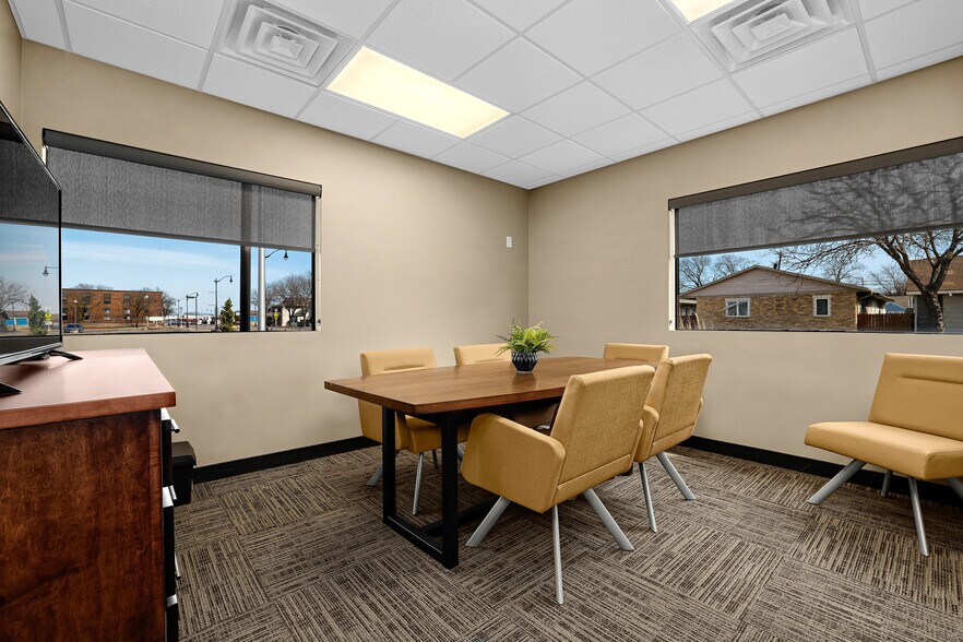 More Photos Of 1411 Rose St, La Crosse Restaurant For Sale