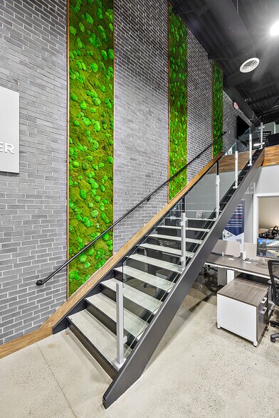 More Photos Of 311 W University Dr, Rochester Freestanding For Lease