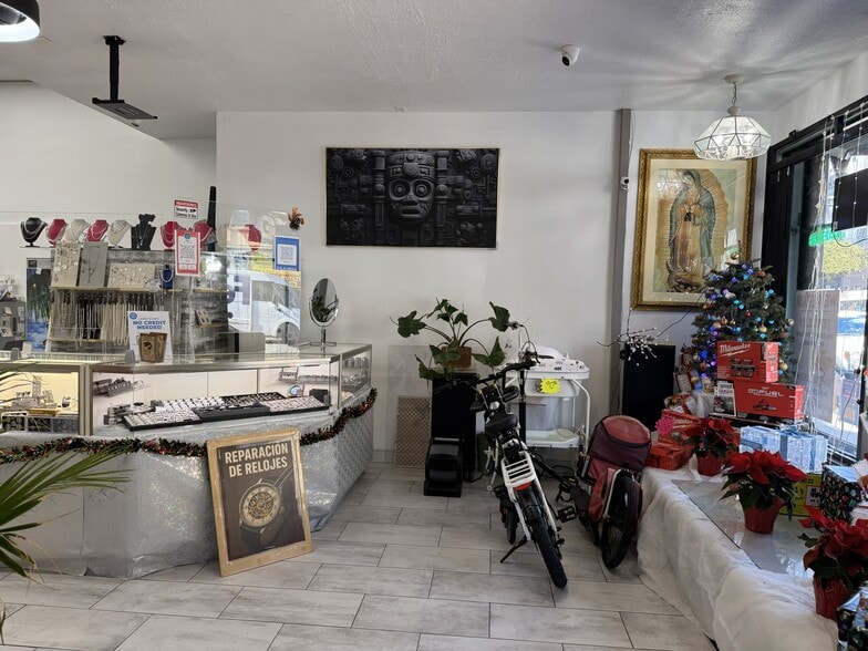 More Photos Of 2360-2366 Mission St, San Francisco Apartments For Sale