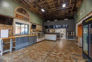 More Photos Of 123 W May St, Yoakum Restaurant For Sale