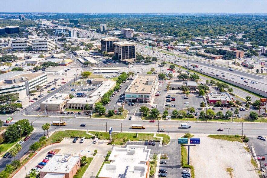 More Photos Of 8522 Broadway, San Antonio Office For Lease