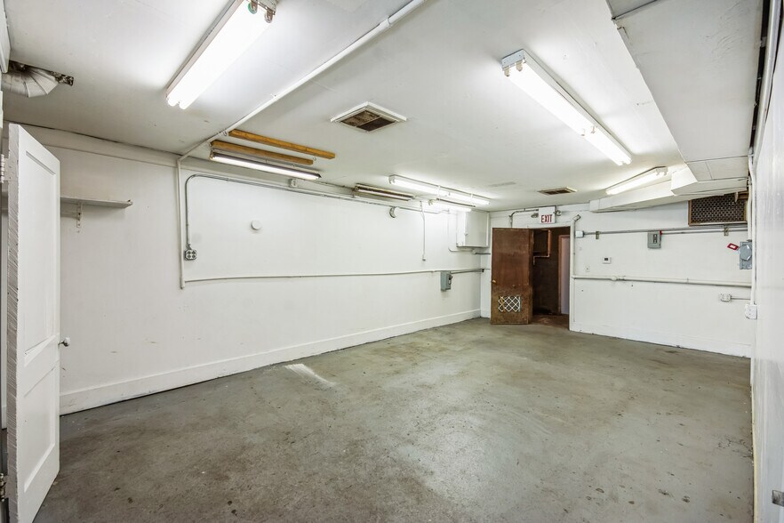 More Photos Of 6 Spring St, Jamesburg Warehouse For Sale