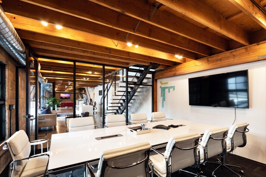 More Photos Of 113-117 Sierra St, El Segundo Loft Creative Space For Lease