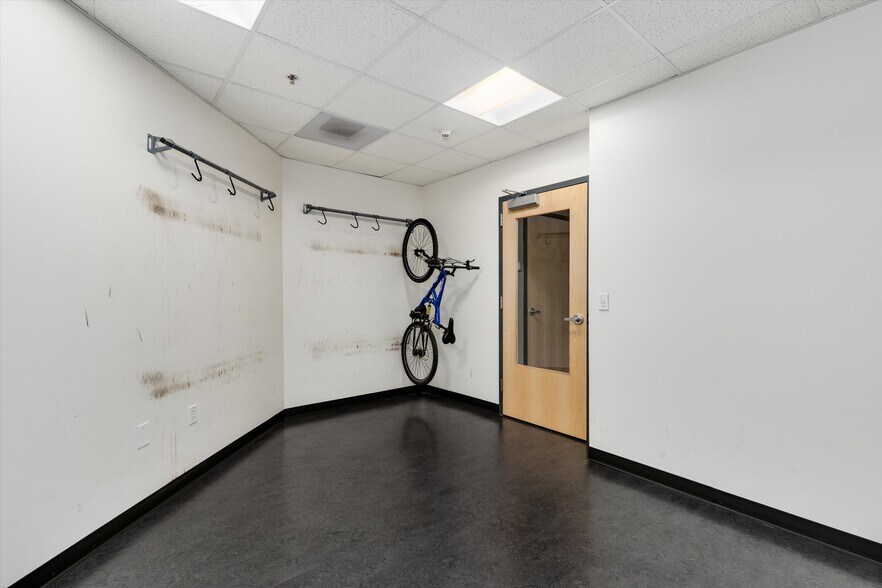 More Photos Of 1800 Glenarm Pl, Denver Office For Sale