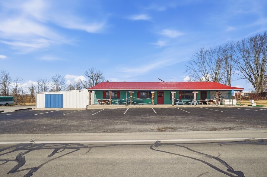 More Photos Of 15641 Oh-235, Belle Center Freestanding For Sale