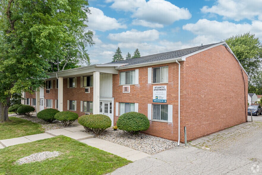 Primary Photo Of 909 E Jolly Rd, Lansing Multifamily For Sale