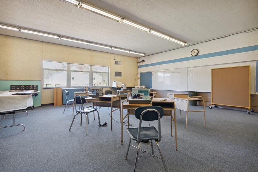 More Photos Of 502 Claremont St, Buchanan Schools For Sale