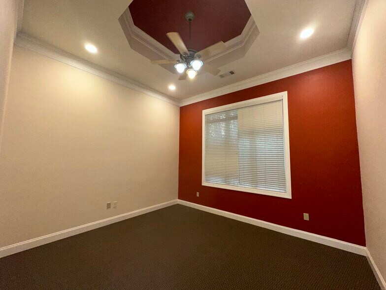 More Photos Of 3790 Holcomb Bridge Rd, Peachtree Corners Medical For Sale