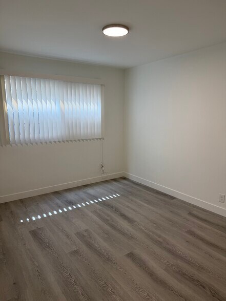 More Photos Of 6060 Cadillac Ave, Los Angeles Multifamily For Sale