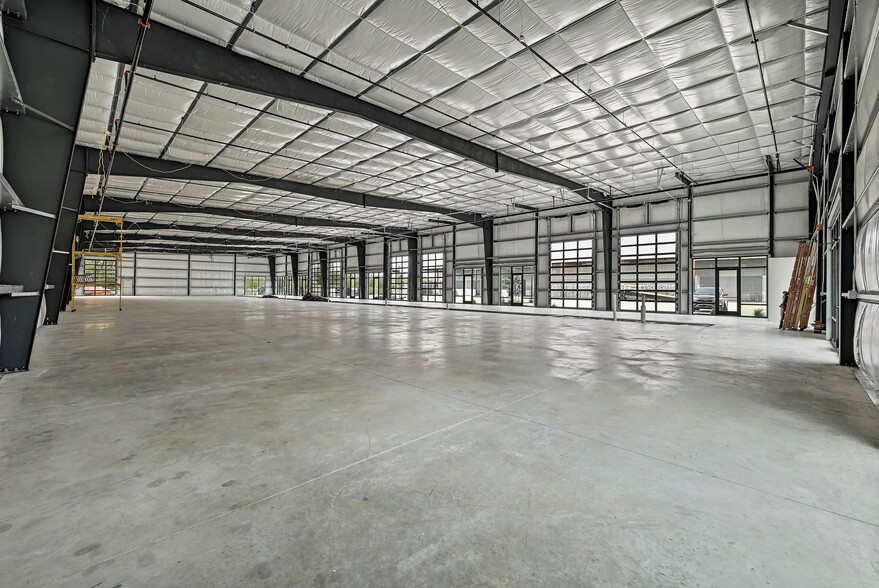 More Photos Of 300 Co 199 rd, Hutto Flex For Lease