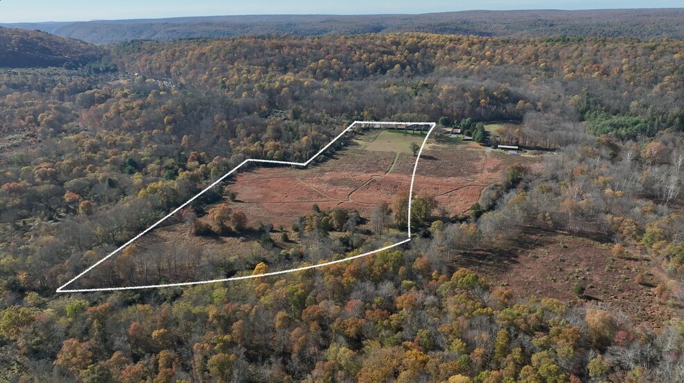 More Photos Of 7 National Park Service Rd, Layton Lodge Meeting Hall For Sale