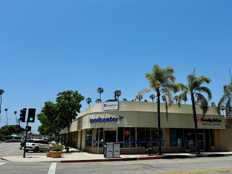 Primary Photo Of 301-321 W 4th St, Oxnard Storefront Retail Office For Sale