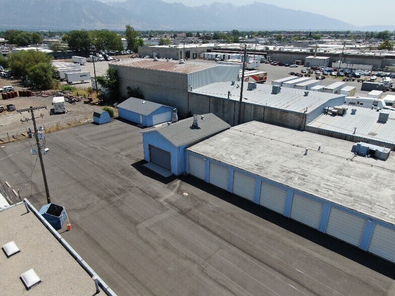 More Photos Of 3403 S 300 W, Salt Lake City Service For Lease
