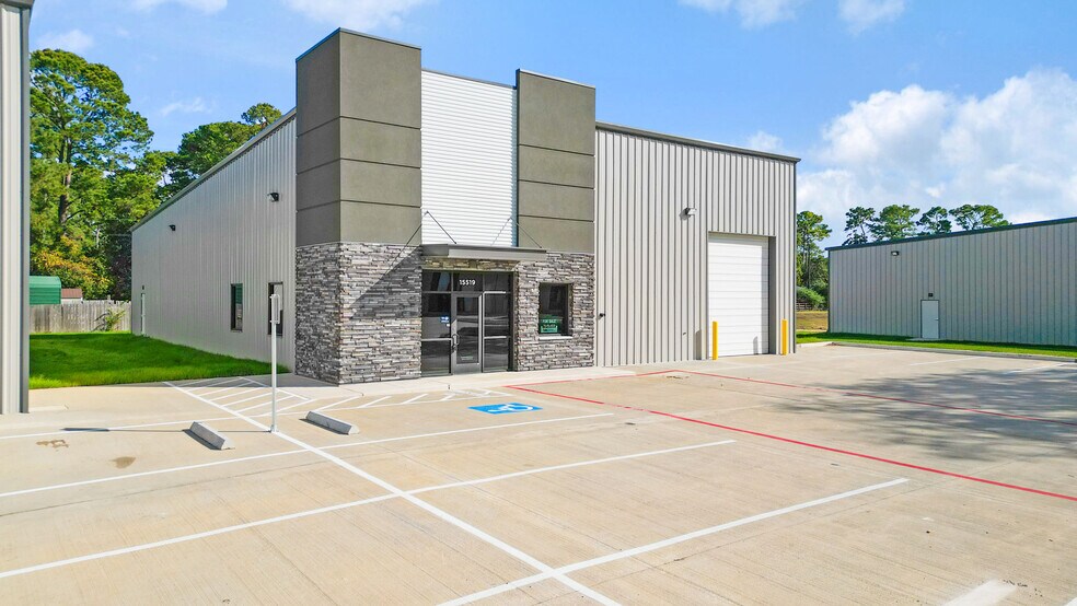 More Photos Of 15519 Jarvis Rd, Cypress Warehouse For Sale