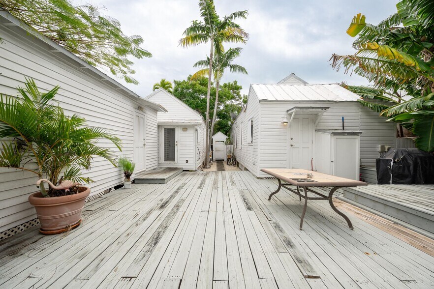 More Photos Of 1213 Eliza St, Key West Multifamily For Sale