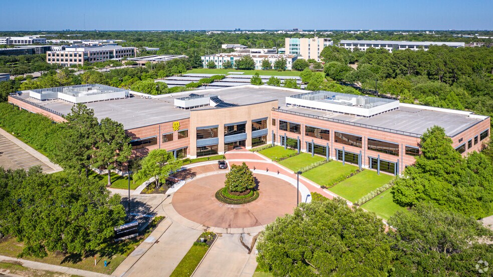 More Photos Of 4700 W Sam Houston Pky N, Houston Office For Lease