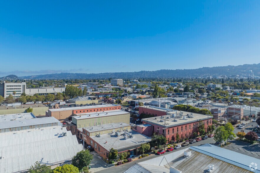 More Photos Of 2830-2850 7th St, Berkeley Medical For Lease