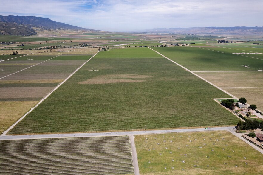 More Photos Of Elm Ave, Greenfield Land For Sale