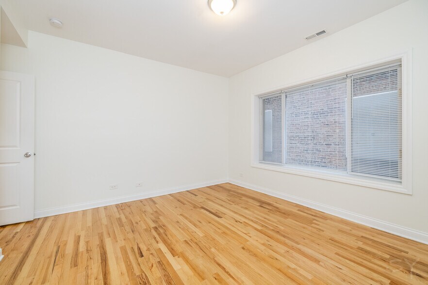 More Photos Of 1439 E 66th Pl, Chicago Apartments For Sale