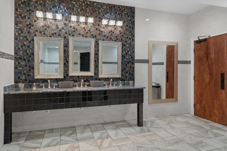 More Photos Of 8123 S Lecanto Hwy, Lecanto Restaurant For Sale