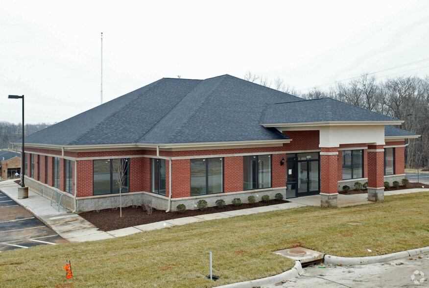 Primary Photo Of 1002 Peruque Crossing Ct, O'Fallon Office For Lease