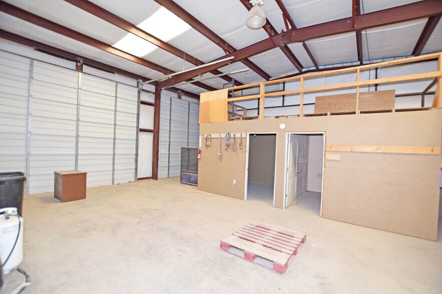 More Photos Of 12008 E Highway 158, Gardendale Industrial For Sale